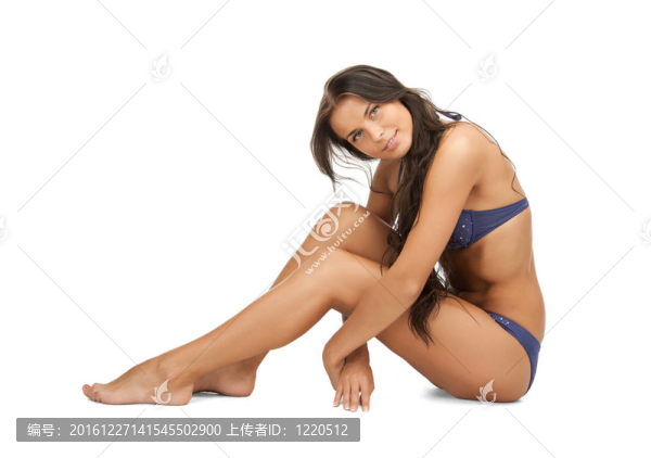 在比基尼美女
