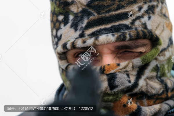 罪犯的特寫