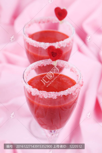 情人草莓飲料