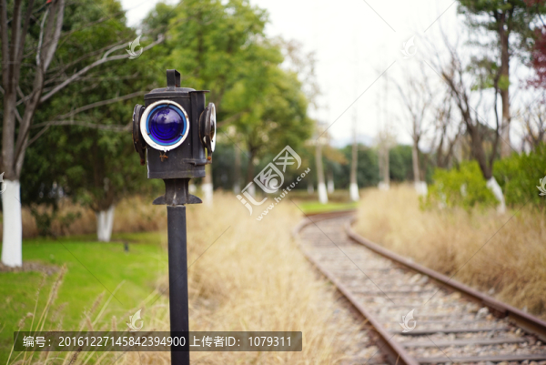 信號(hào)燈,鐵軌,遺址
