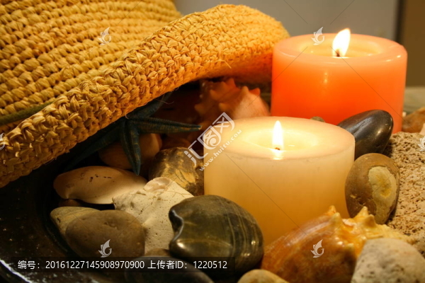 蠟燭和石頭