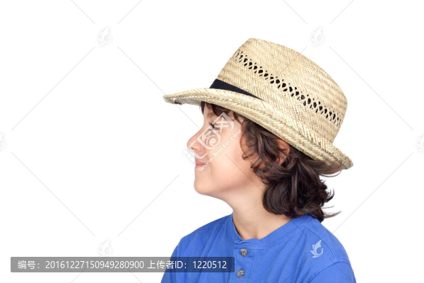 戴草帽的滑稽小孩