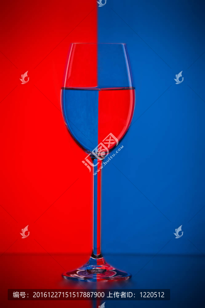酒杯的顏色