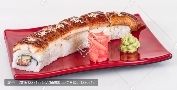 日本傳統(tǒng)美食-,Maki,Roll黃瓜，奶油奶酪和生鮭魚和鰻魚