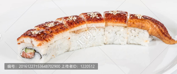 日本傳統(tǒng)美食-,Maki,Roll黃瓜，奶油奶酪和生鮭魚和鰻魚