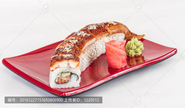 日本傳統(tǒng)美食-,Maki,Roll黃瓜，奶油奶酪和生鮭魚和鰻魚