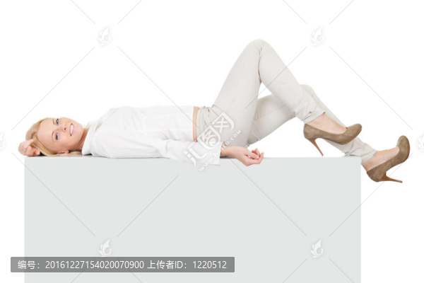 女商人在分隔開(kāi)的
