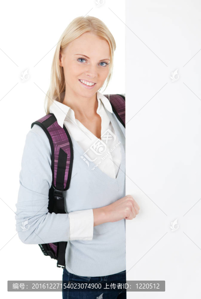 漂亮女生呈現(xiàn)空板