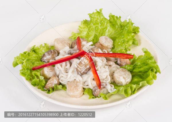 受歡迎的日本菜；干貝和蘑菇