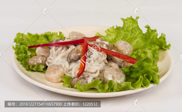 受歡迎的日本菜；干貝和蘑菇