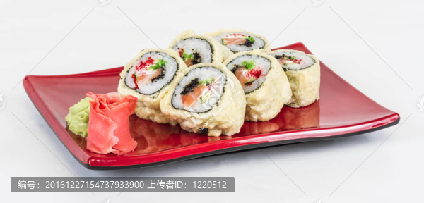 日本料理天婦羅壽司-真希（油炸鮭魚魚子魚子和奶油奶酪；卷內(nèi)）