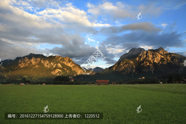 日落山。巴伐利亞；德國(guó)。