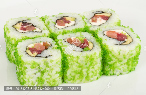 魚子辣真希壽司，熱輥與各種不同類型的Tobiko（飛魚卵）外。金槍魚；鱷梨和生菜