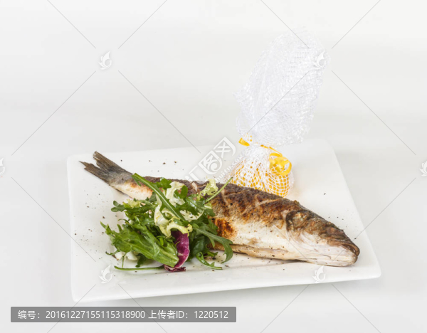 蔬菜鱸魚