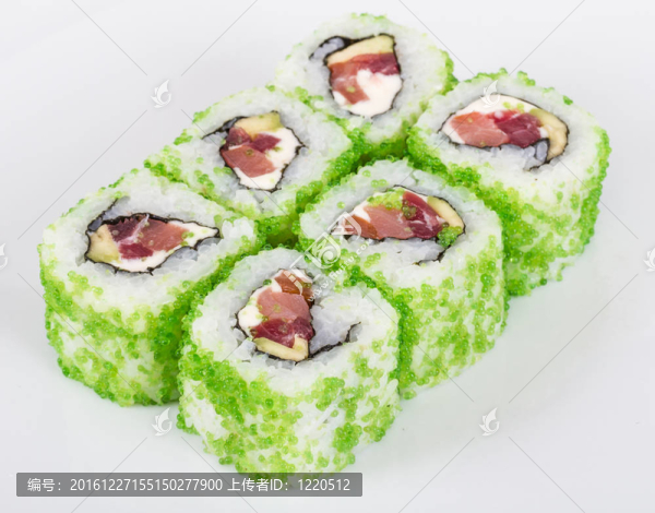 魚子辣真希壽司，熱輥與各種不同類型的Tobiko（飛魚卵）外。金槍魚；鱷梨和生菜