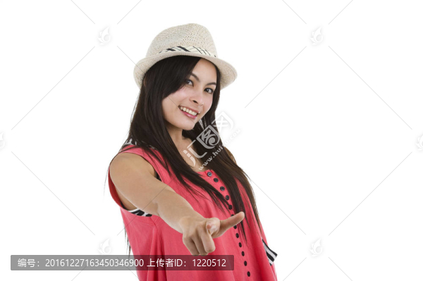 女人指著你