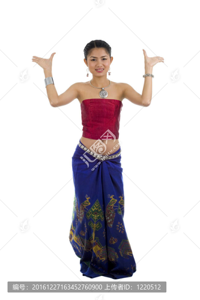 傳統(tǒng)服裝中的亞洲舞蹈