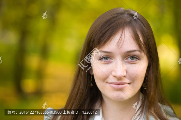 平凡女孩的肖像