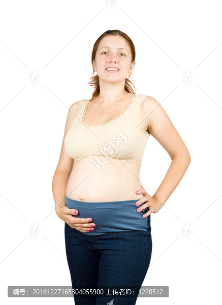 抱著肚子的懷孕女孩