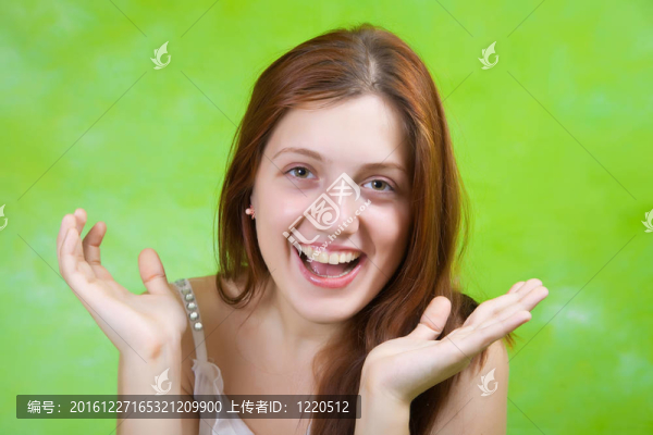 快樂女孩的肖像