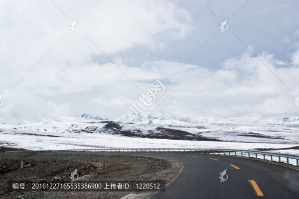 雪山