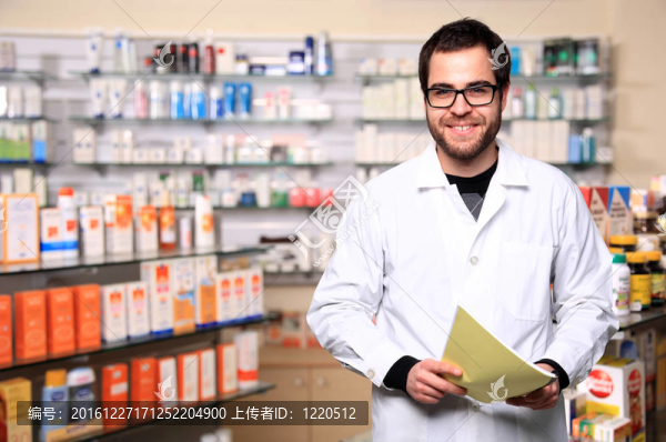 年輕的藥劑師