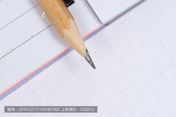 筆記本和鉛筆