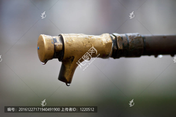 來源