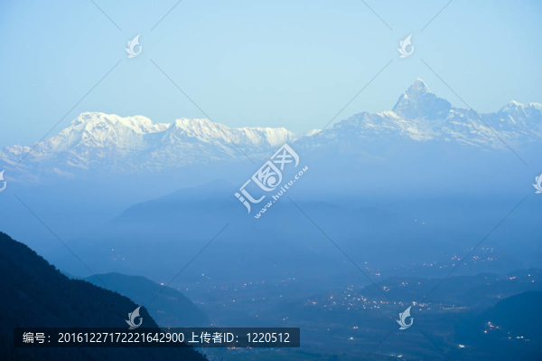 尼泊爾博卡拉；魚(yú)尾峰