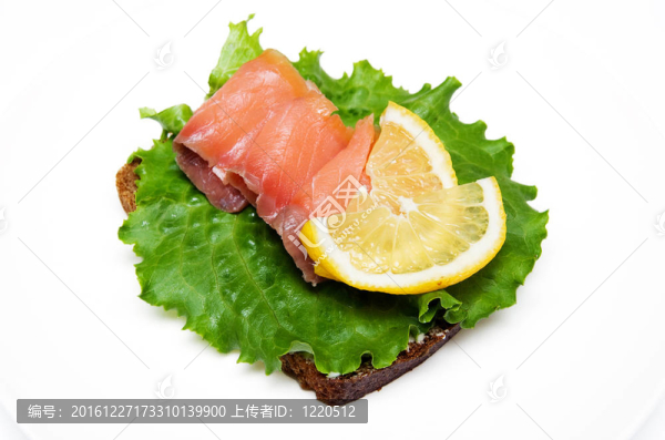 煙熏鮭魚三明治