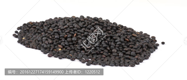 黑扁豆堆白色隔離