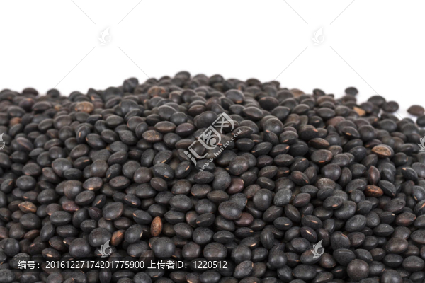 黑扁豆堆白色隔離