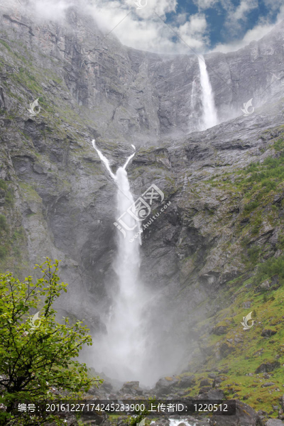 Waterfall,Mardalfossen。