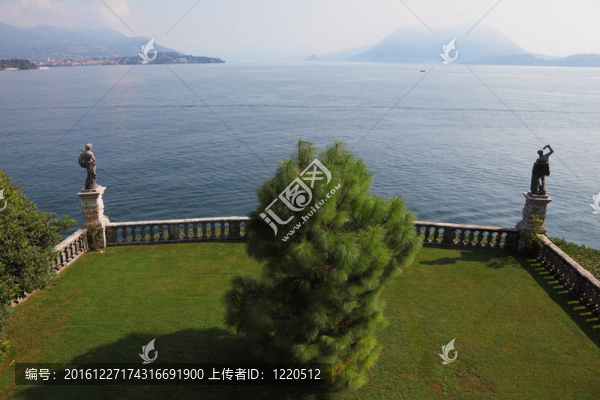 海濱露臺