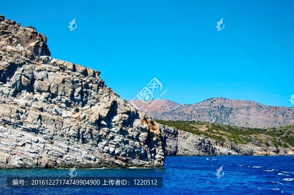 靠近海岸的巖石。