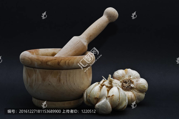 蒜臼和杵。