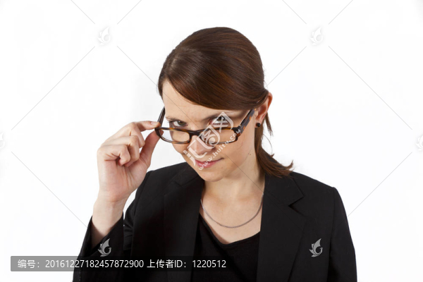 商業(yè)婦女面帶微笑和期待嚴重