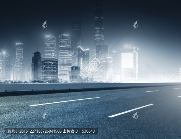 城市道路與現(xiàn)代建筑群