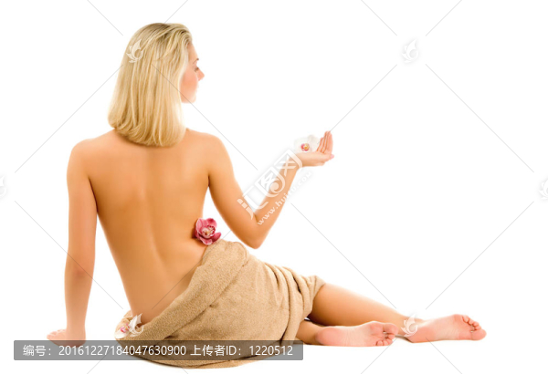 年輕漂亮的女人與蘭花孤立在白色背景