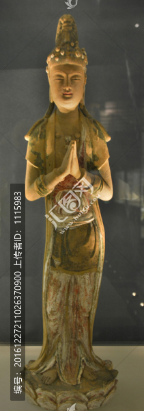 彩塑泥菩薩立像