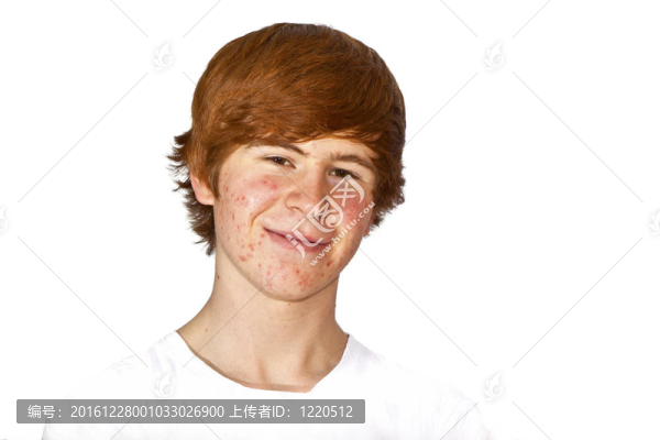 青春期快樂男孩的畫像