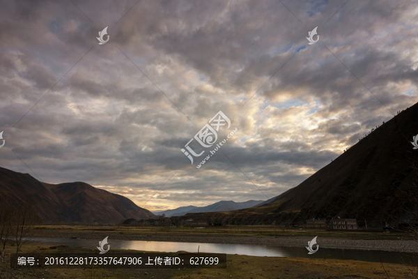 新都橋秋色