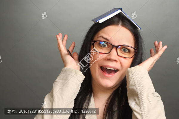 女孩