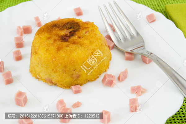 蛋奶酥土豆火腿丁