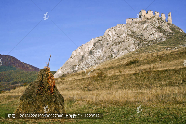 對torockoszentgyorgy城堡遺址景觀