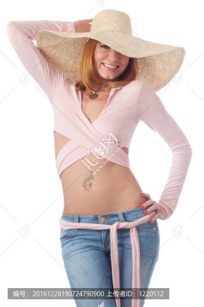 戴草帽的年輕漂亮女人
