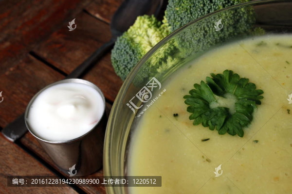 奶油西蘭花湯