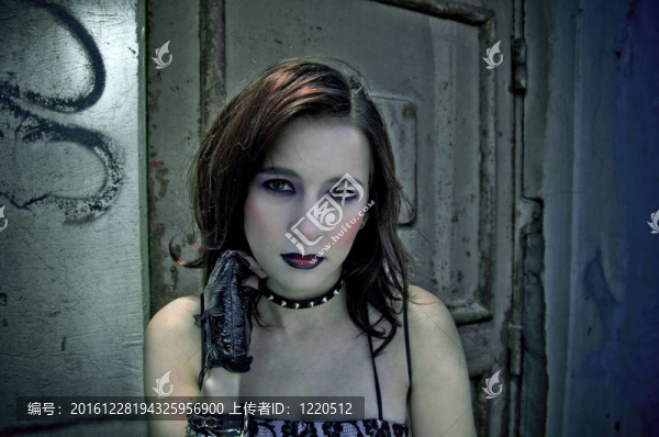 EMO女孩美麗的頭發(fā)