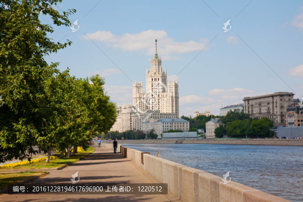 高層建筑在莫斯科kotelnicheskaya路堤；俄羅斯。