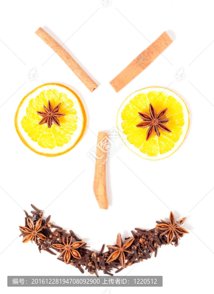 橙色；桂皮；八角和丁香